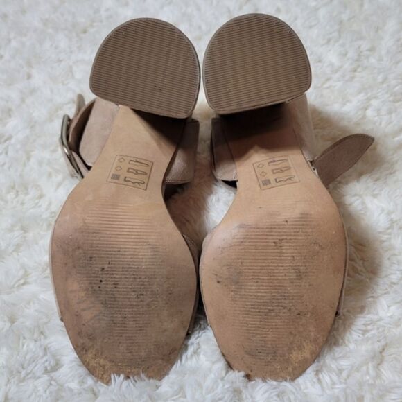 ASOS 'Hold Tight' Faux Suede Chunky Heeled Sandal - Nude/Blush - Picture 7 of 9